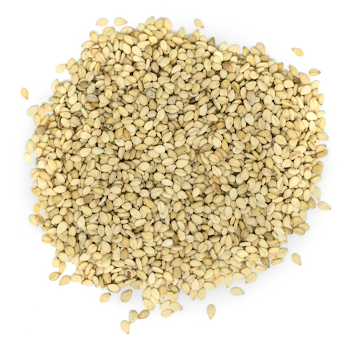 Hulled or unhulled sesame seeds